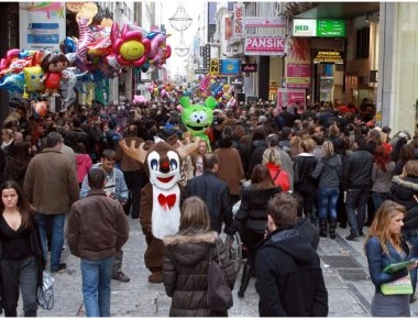 Την Πέμπτη ξεκινάει το εορταστικό ωράριο των καταστημάτων- Ανοιχτά αυτή την Κυριακή
